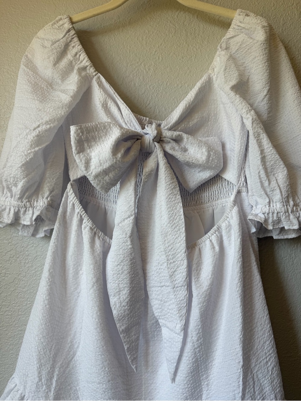 Charlie Holiday White Smocked Puff Sleeve Open Back Mini Dress, NWOT, Size 8 - Picture 5 of 12